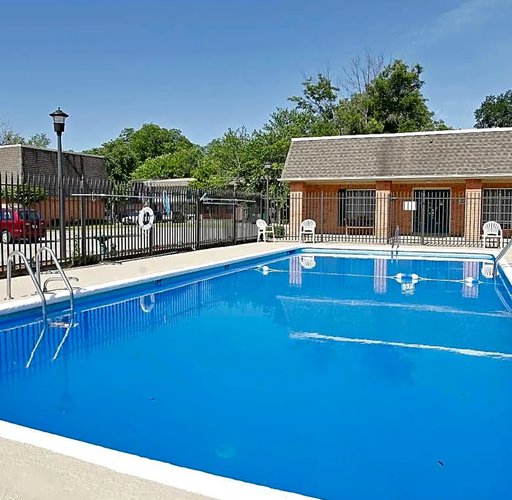 Aspen Heights pool